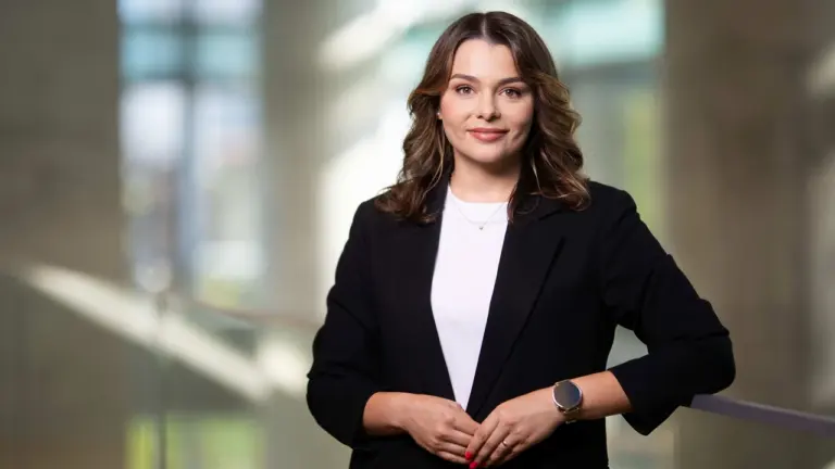 Beveik du trečdaliai lietuvių mano, kad pirmą būstą įsigyti realu tik po 30-ies