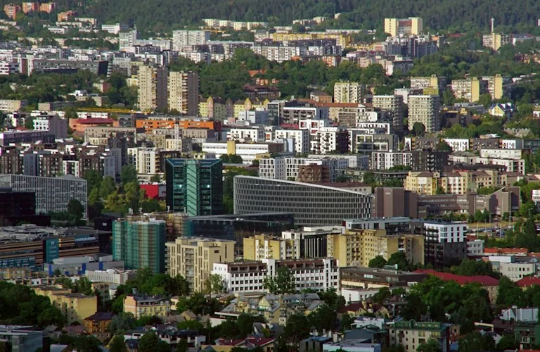 Lietuvos A+ reitingas išlieka: ką rodo stabilios skolos perspektyvos
