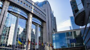 Lietuvos europarlamentarai ginčija 141 mlrd. eurų biudžeto karpymą